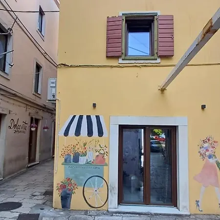 Townhouse Sea View Holiday home